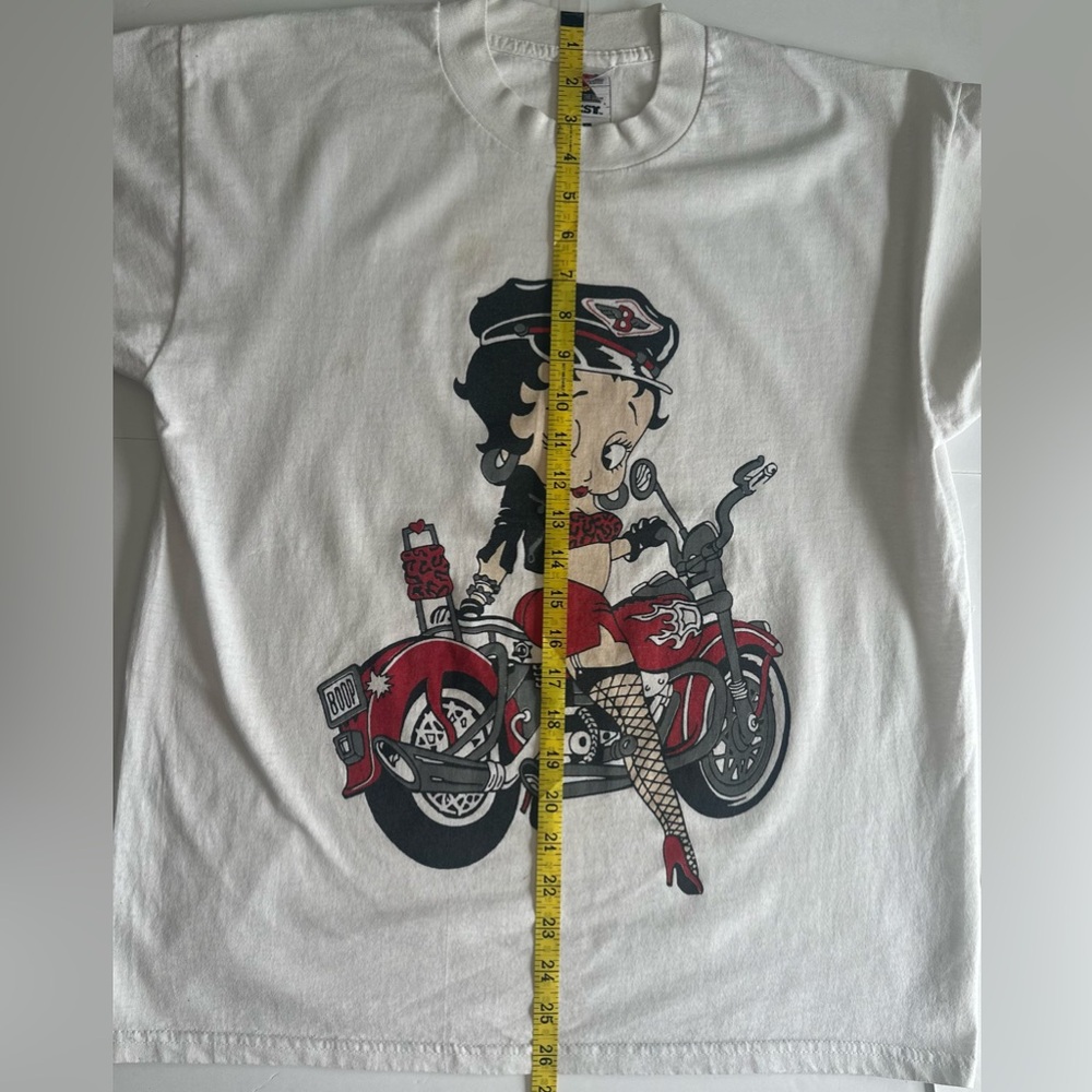 Vintage-Style Fruit of the Loom Best Betty Boop Motorcycle Graphic T-shirt - Picture 5 of 13